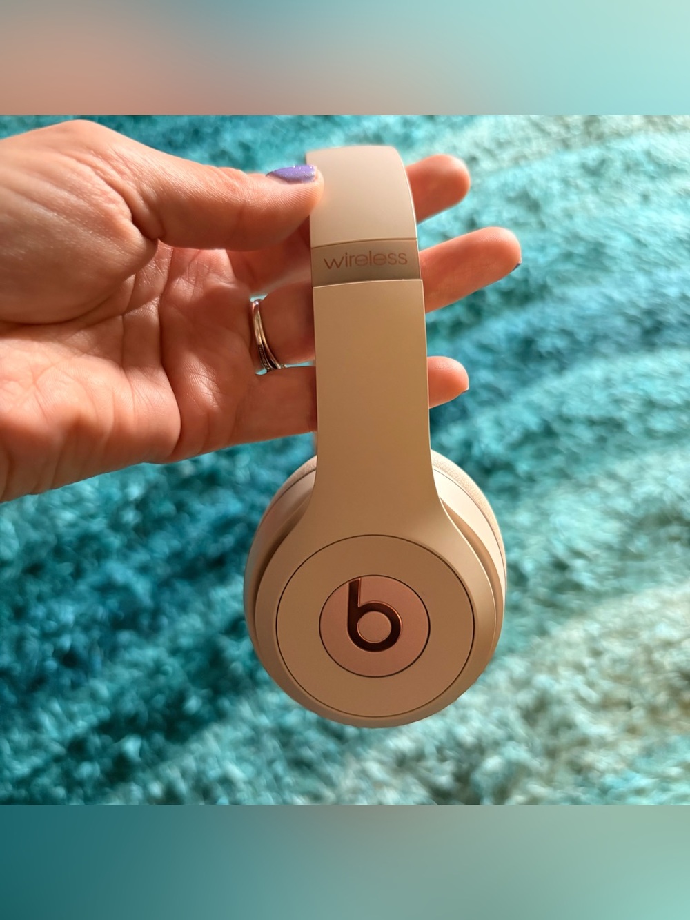 Beats Solo 3 Matte Gold Headphones PLEASE READ